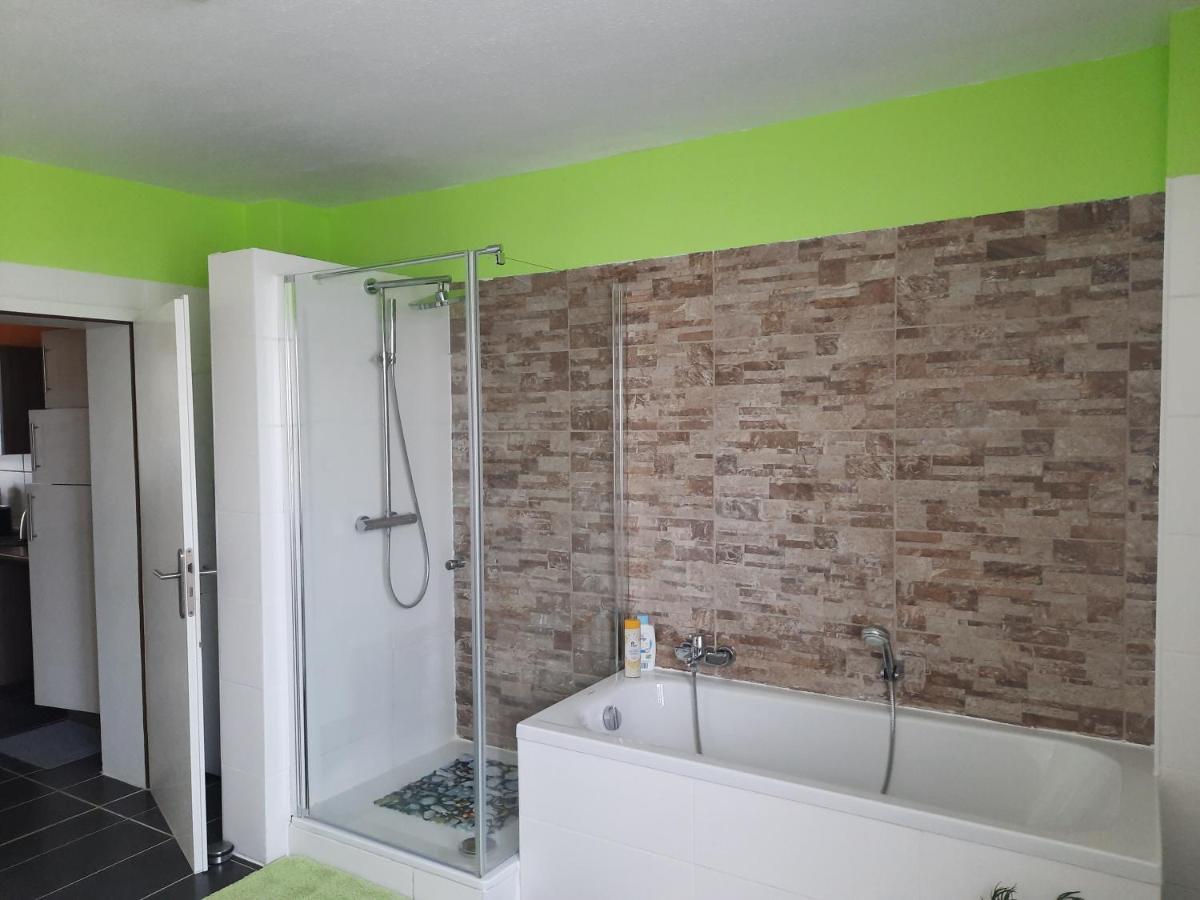 Joys Ferienwohnung Oberhausen  Exterior foto